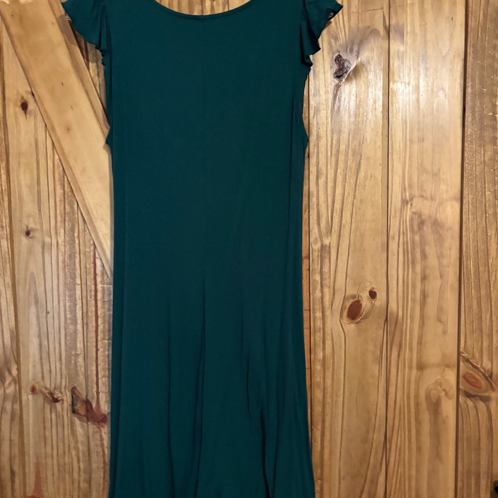 Simple green dress